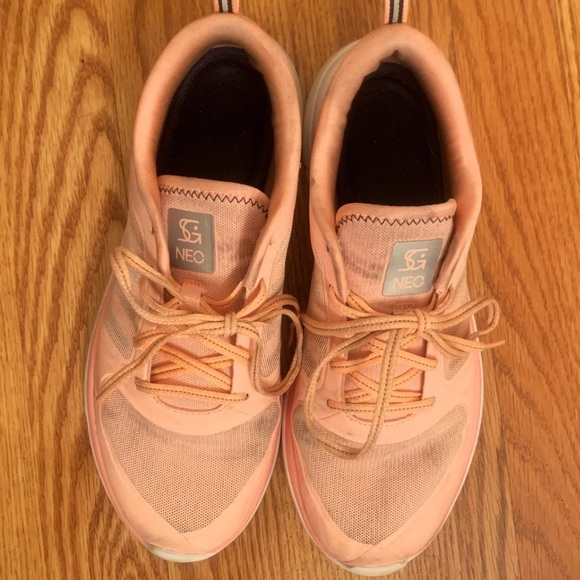 (Sold) Adidas Neo Sneakers - Picture 3 of 8